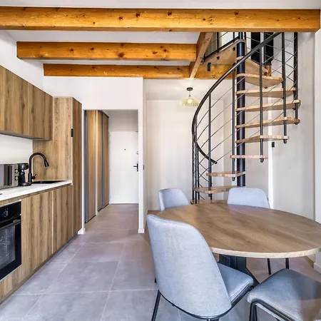 Duplex Design Avec Balcon I Hyper Centre Apartmán